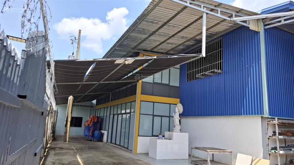 Cho thuê xưởng 2200m2. đức hoà thượng. đức hoà. long an