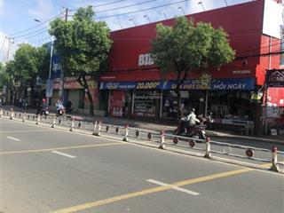 Cho thuê nhà mặt tiền kinh doanh đường lê văn qưới, quận bình tân. dt 20x20m trống suốt giá 90tr