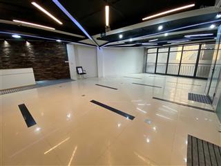 Chính chủ cho thuê văn phòng mặt phố đường láng  ngã tư sở, đống đa, hà nội, tầng 2 giá cực tốt