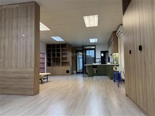 Chính chủ cho thuê tầng 3 trong tòa nhà 6 tầng có thang máy tại đường bưởi,phường ngọc hà hn