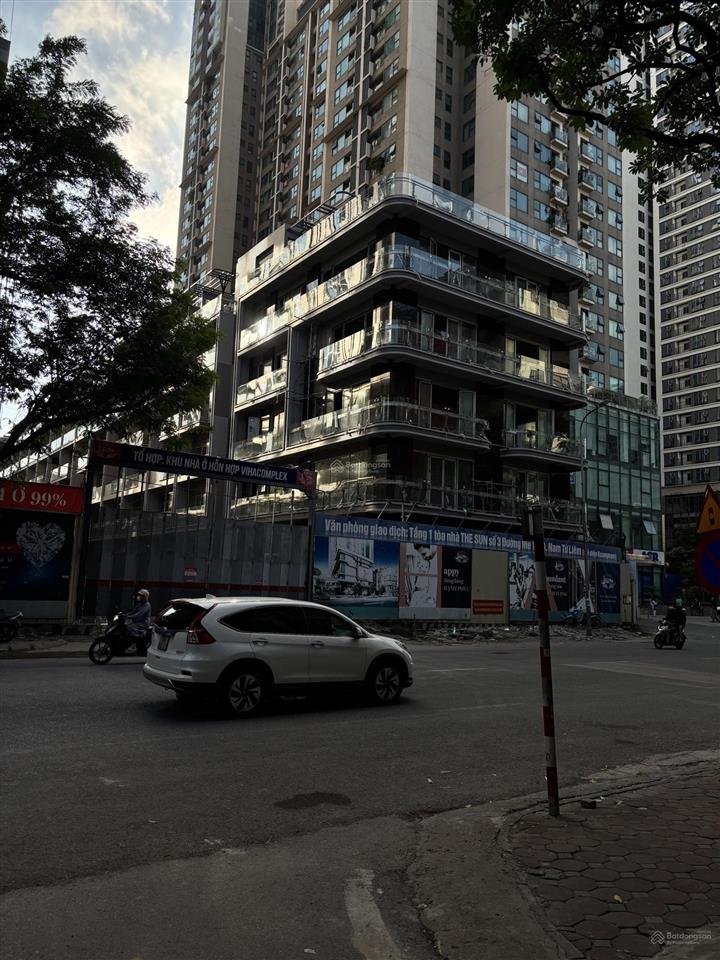 Cho thuê chân đế d2 giảng võ, căn góc 2 mặt tiền 110m2, 1 tầng, giá 85 triệu/tháng 0912 768 ***