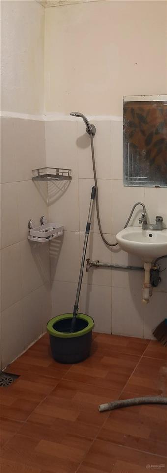 Cho thuê căn hộ tầng 2, khu tt thành công