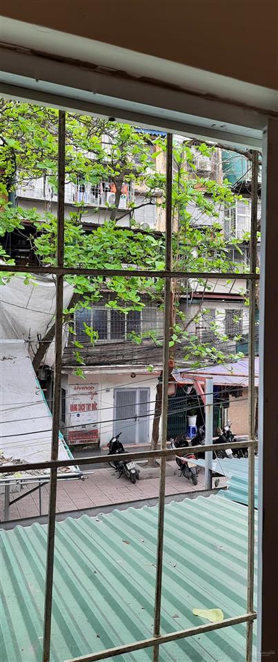 Cho thuê căn hộ tầng 2, khu tt thành công