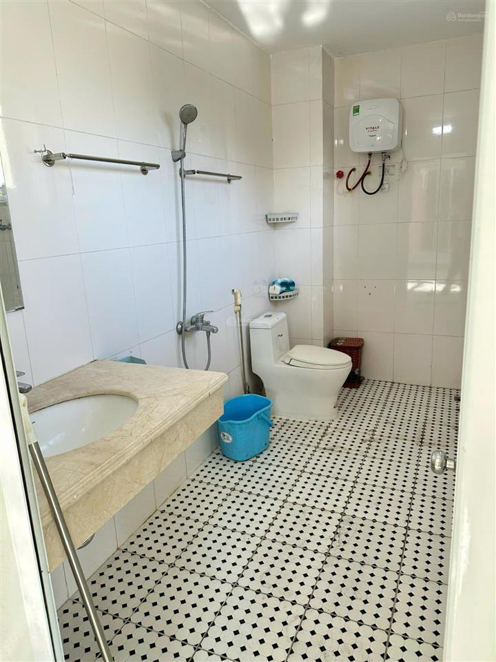 Cho thuê biệt thự kđt quang minh khuôn viên 363m2 dtxd 120m2 x 4 tầng đầy đủ nội thất