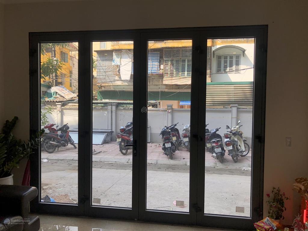 Cho thuê nhà liền kề đủ nội thất 55m2 x 6 tầng thang máy, ô tô đỗ cửa