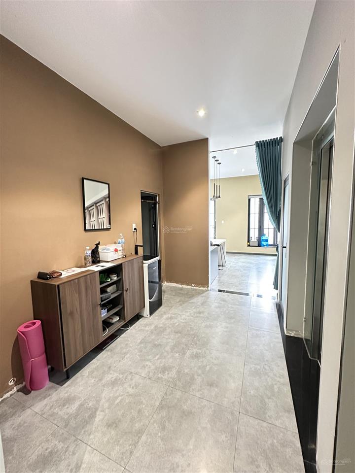 Cho thuê căn nhà liền kề tại kđt golden bay hưng thịnh, đối diện bãi dài, cam lâm, khánh hoà