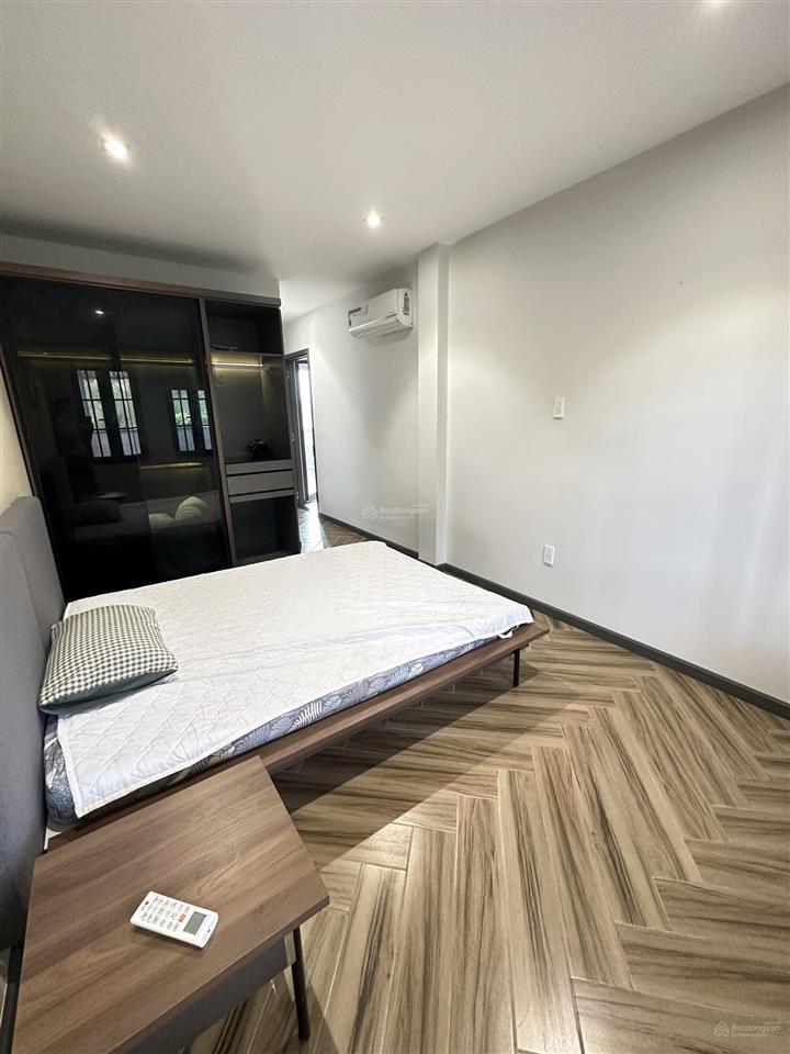 Cho thuê căn nhà liền kề tại kđt golden bay hưng thịnh, đối diện bãi dài, cam lâm, khánh hoà