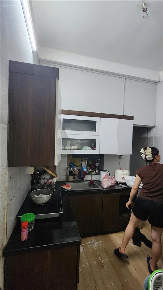 Cho thuê nhà nguyên căn giá rẻ quận ba đình 9/210 đội cấn làm văn phòng, dạy học, ở hộ gia đình...