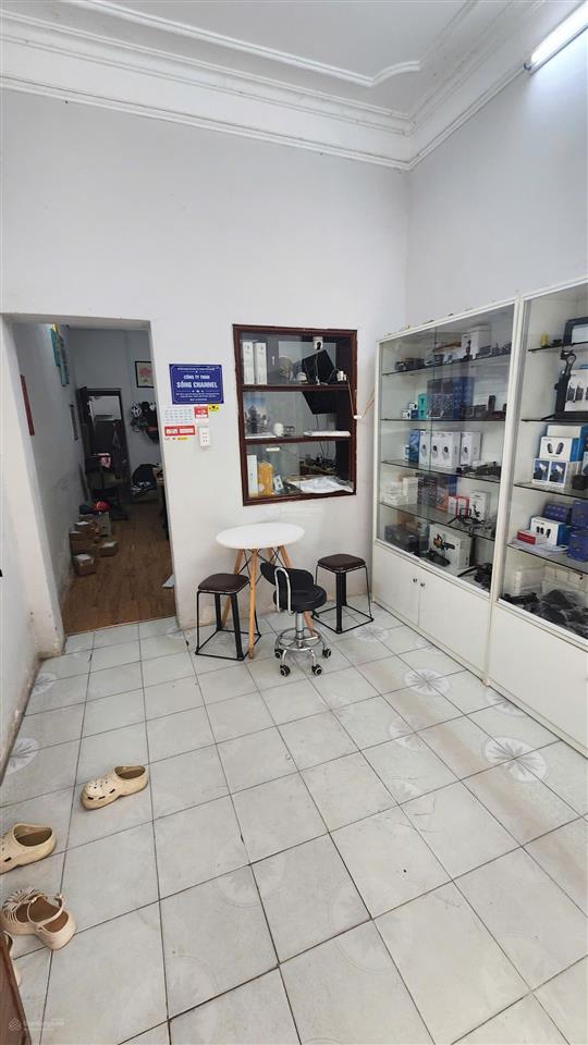 Cho thuê nhà nguyên căn giá rẻ quận ba đình 9/210 đội cấn làm văn phòng, dạy học, ở hộ gia đình...