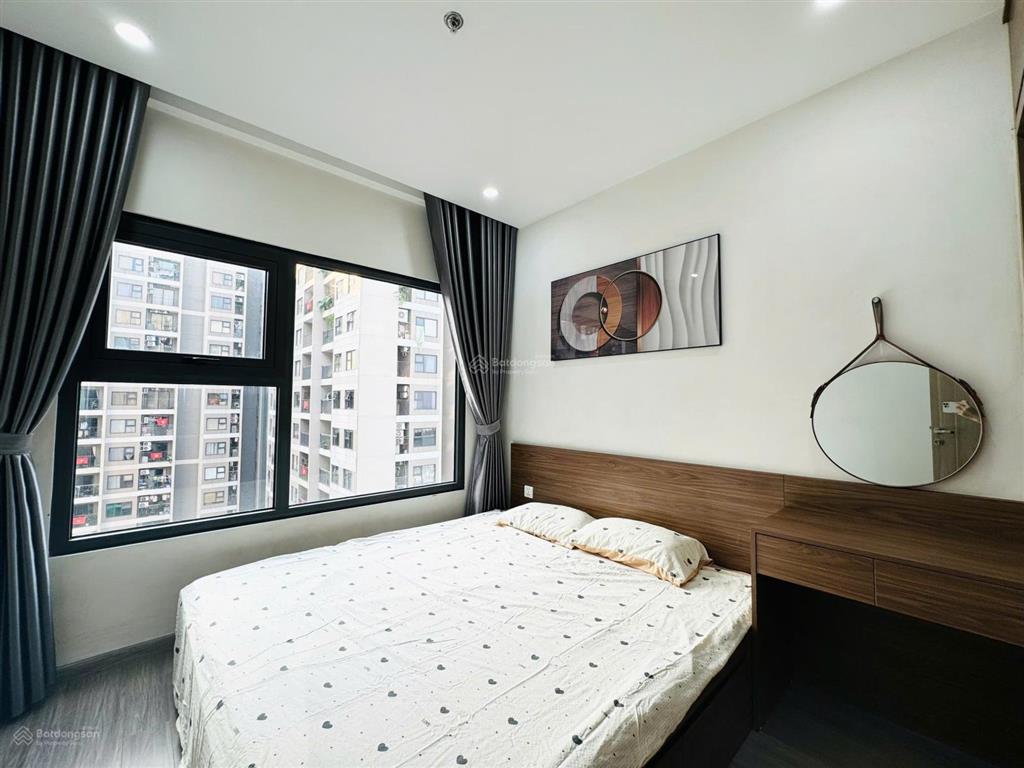Bán gấp căn hộ 2n1w tại phân khu s  giá tốt, vị trí đẹp, full đồ, sẵn sổ, có thể vào ở ngay