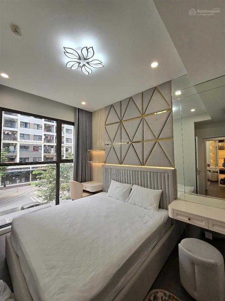 Cần bán lại căn hộ 3pn 75m² tòa m2  masteri waterfront full đồ, sẵn sổ  em hằng hỗ trợ 24/7