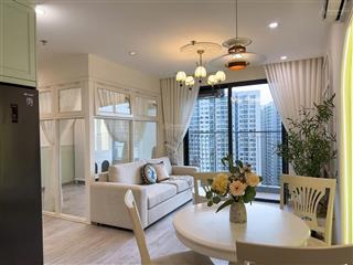 Bán gấp căn hộ 2n1w tại phân khu s  giá tốt, vị trí đẹp, full đồ, sẵn sổ, có thể vào ở ngay