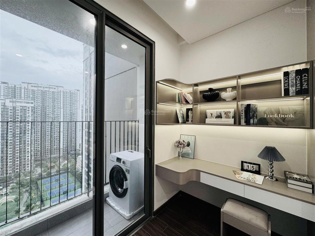 Chính chủ bán căn hộ cc 2pn, 62m² tại masteri  giá bán chỉ 4.35 tỷ
