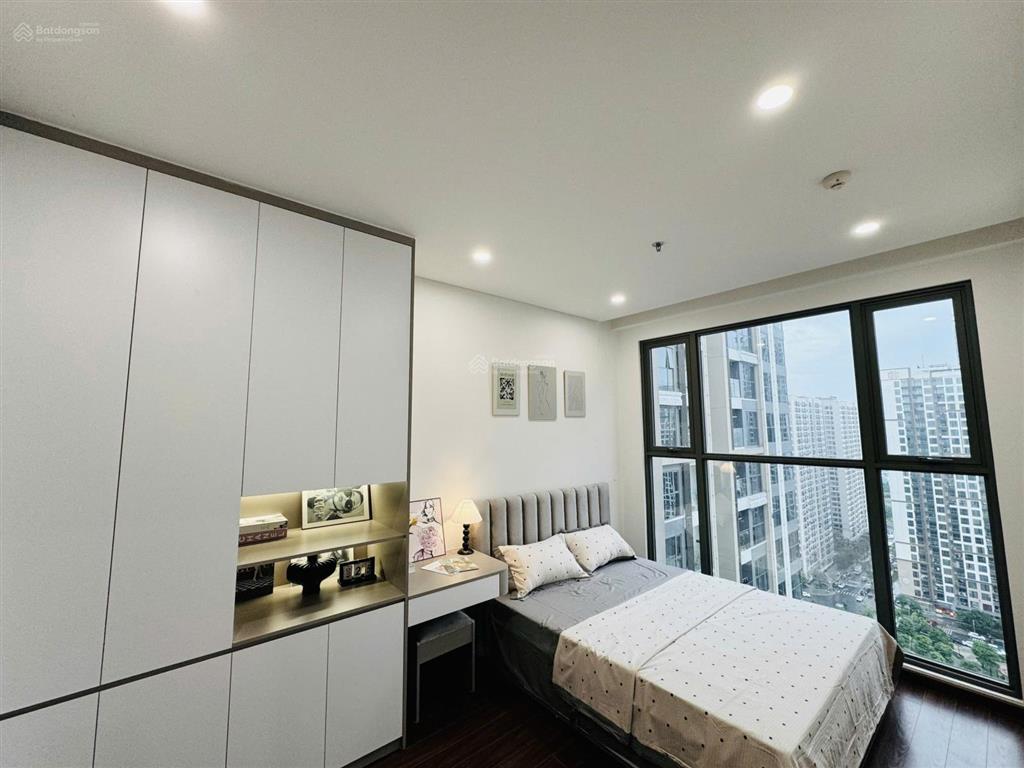 Chính chủ bán căn hộ cc 2pn, 62m² tại masteri  giá bán chỉ 4.35 tỷ