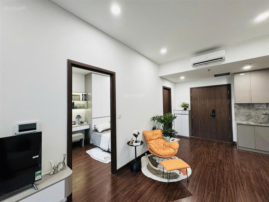 Chính chủ bán căn hộ cc 2pn, 62m² tại masteri  giá bán chỉ 4.35 tỷ