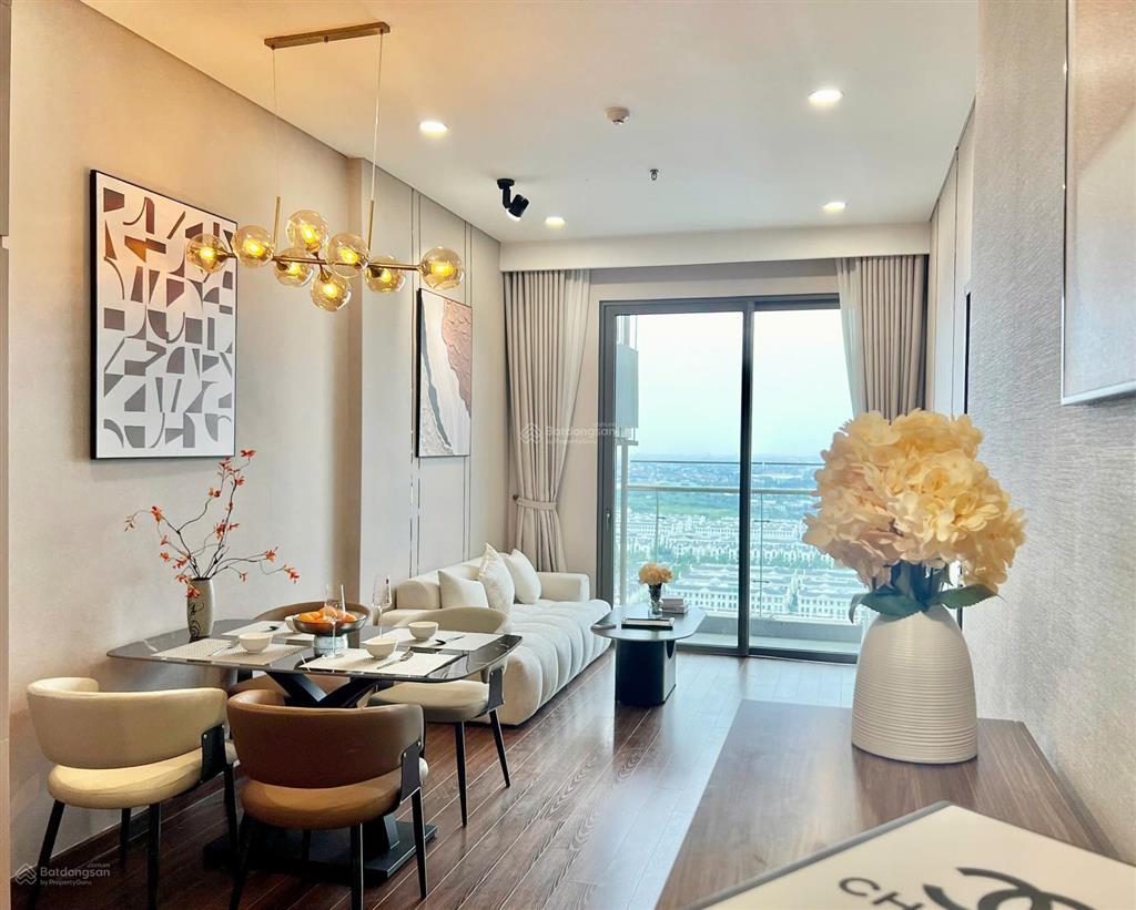 Hàng hiếm 2pn 2vs hướng đông nam tòa m3 chỉ 12tr/tháng view biển hồ ngọc trai siêu vip