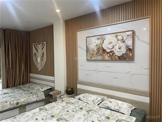 Cho thuê căn hộ chung cư 2 ngủ giá rẻ tại việt hưng long biên hà nội, full đồ, ô tô đỗ cửa