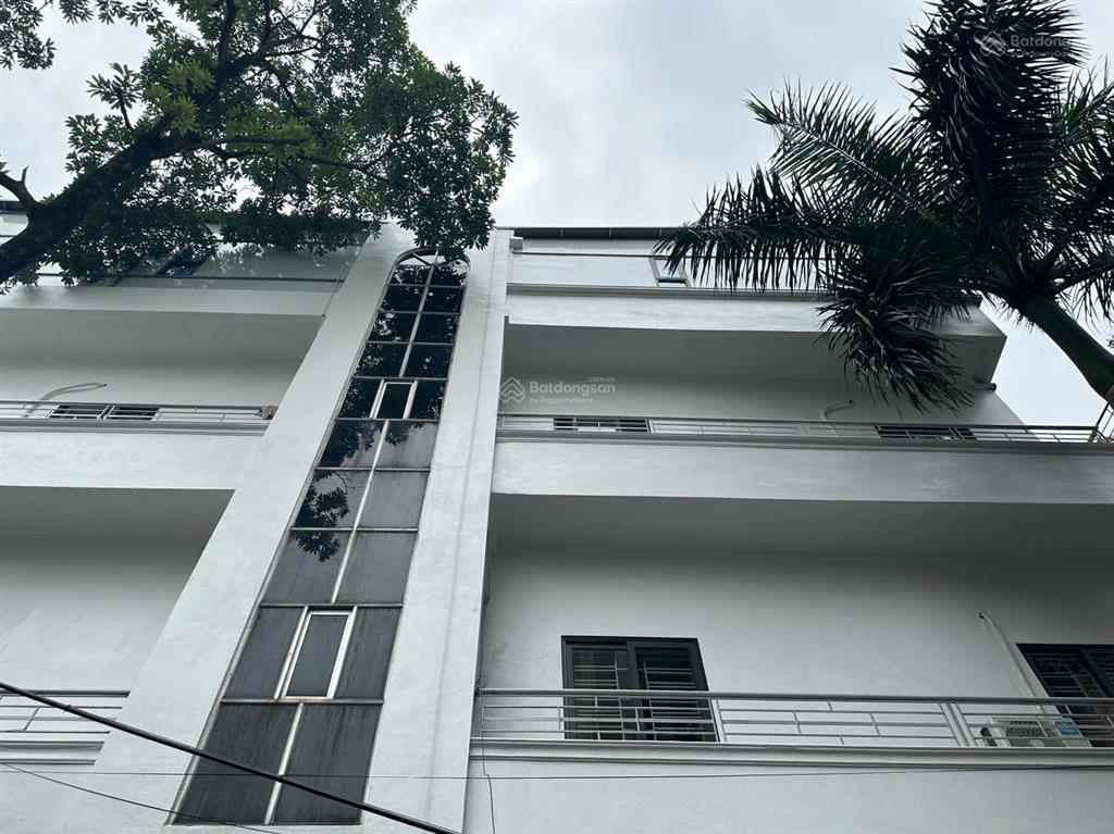 Cho thuê ccmn 45m2 full đồ mới tại ngõ 402 ngô gia tự, gần chợ diêm gỗ. giá 05 triệu/ tháng