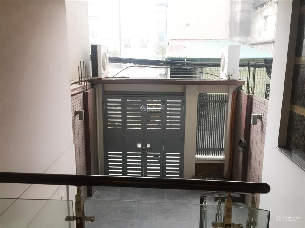 Cho thuê nhà mặt phố đê la thành nhỏ, giá thấp nhất thị trường, dtmb 120m2/tầng