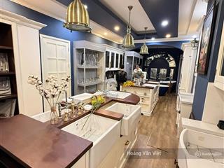 Cho thuê tầng 1 làm cửa hàng kinh doanh rất đẹp tại phố an trạchcát linh, quận đống đa, hn