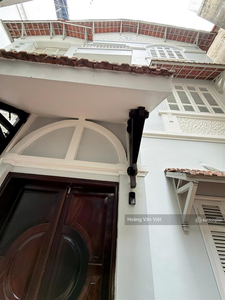 Cho thuê căn biệt thự siêu hiếm tại tt quận ba đình (phố văn cao), ngay lotte liễu giaiđào tấn