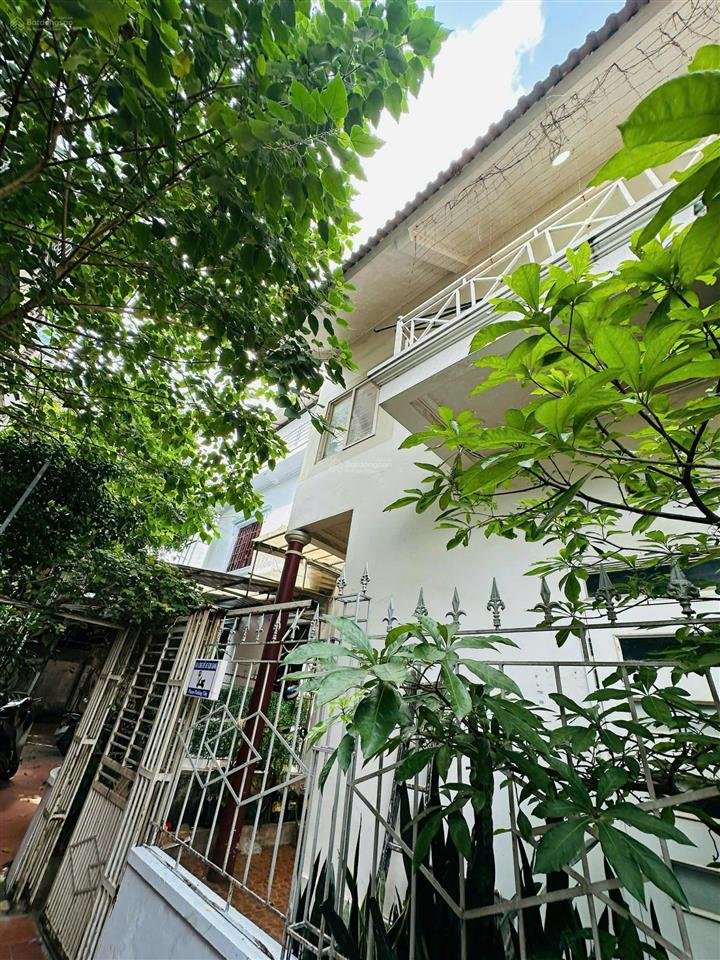 Bán nhà riêng 3 tầng tại phố tân ấp, quận ba đình, phường hồng hà, hà nội