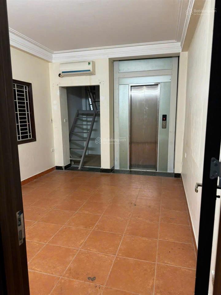 Cho thuê nhà riêng mặt ngõ ô tô đỗ cửa tại phố nguyễn thị đinh, quận thanh xuân, hn