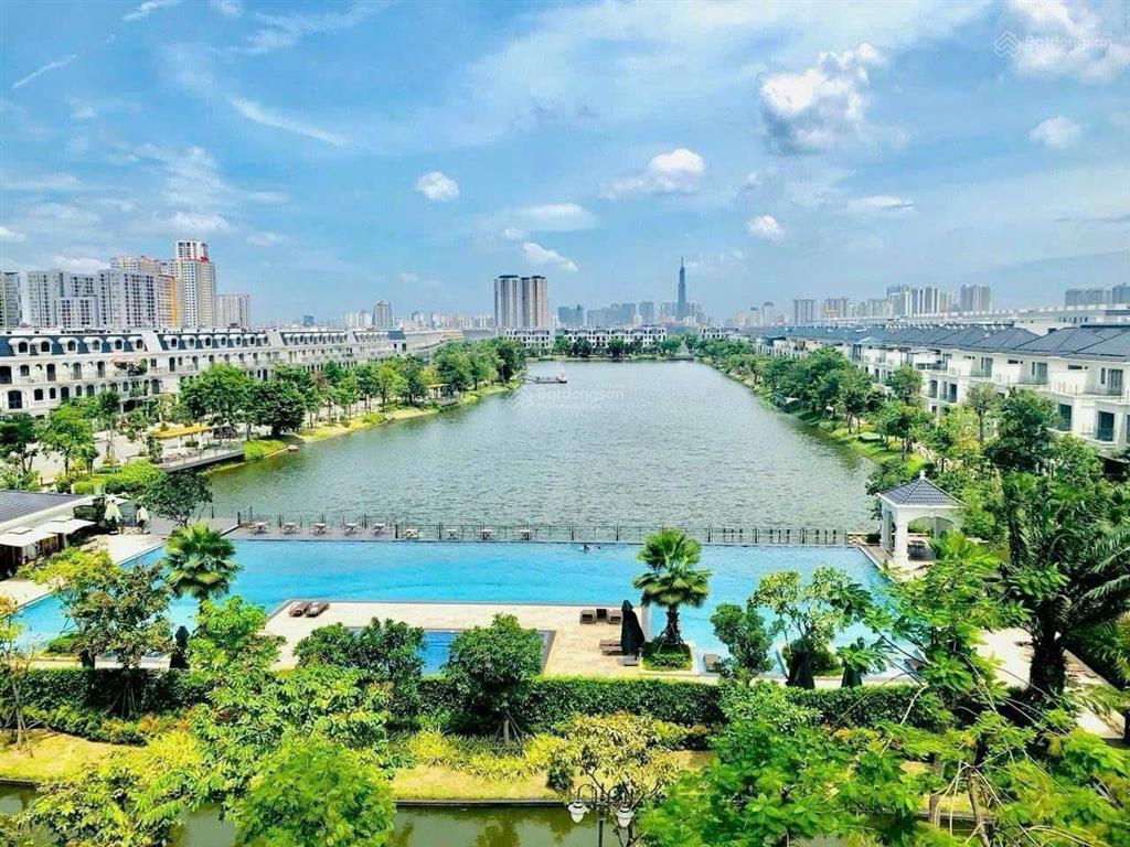 Cần bán gấp nhà phố lakeview city, giá 18,3 tỷ (193tr/m2), nhà mới, 1 căn hiếm có