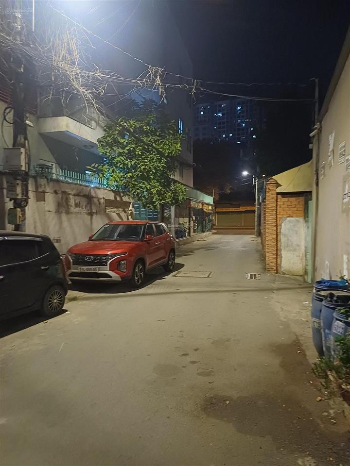 Nhà hẻm 26, đường 12 ,tam bình, thủ đức, tp.hcm. dt 50m2. sử dụng 100m2 . sổ hồng 6,150 tỷ