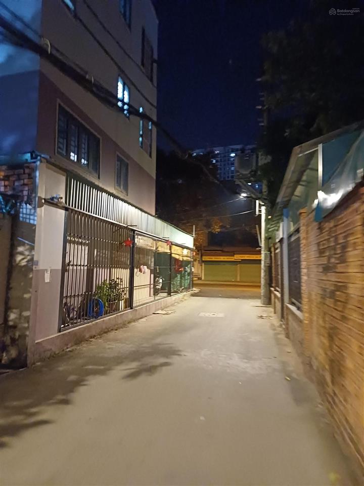 Nhà hẻm 26, đường 12 ,tam bình, thủ đức, tp.hcm. dt 50m2. sử dụng 100m2 . sổ hồng 6,150 tỷ