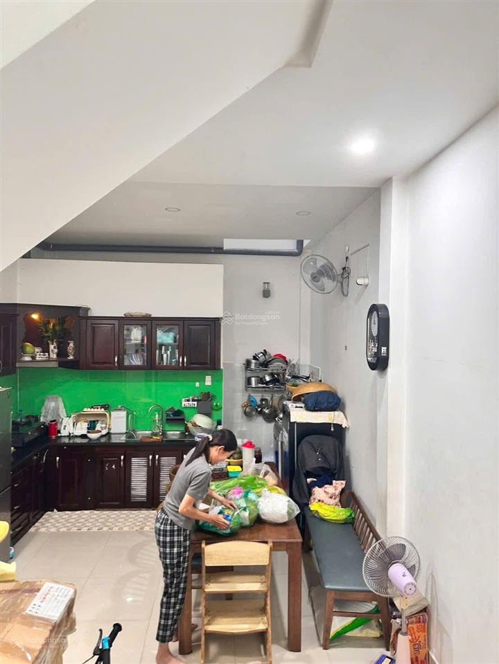 Nhà hẻm 26, đường 12 ,tam bình, thủ đức, tp.hcm. dt 50m2. sử dụng 100m2 . sổ hồng 6,150 tỷ