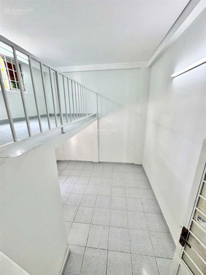 Nhà xã hội becamex hòa lợi, lầu 3 sổ hồng 445 triệu. sài gòn mua được