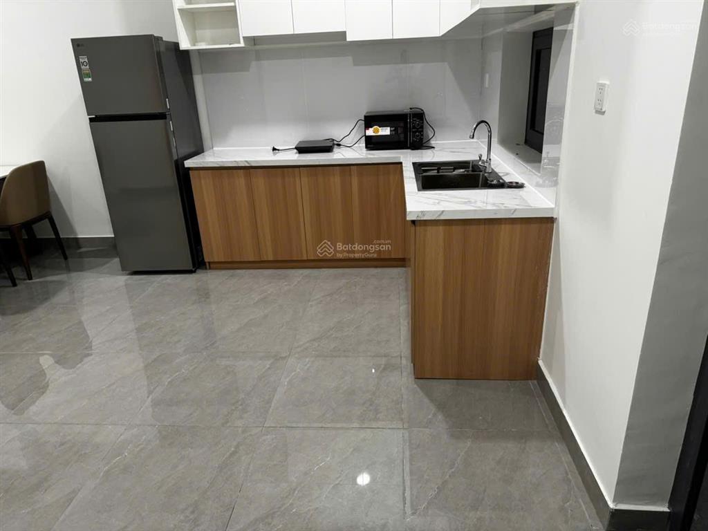 Cho thuê lâu dài nhà khome, đường d5, phường bình dương, tp hcm, full nội thất 12 triệu / th