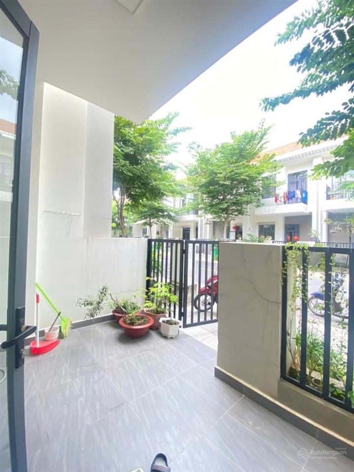 Cho thuê full nội thất, khu dân cư richland residence (2pn, 2wc, pk, pb, ban công) 5,5tr/th
