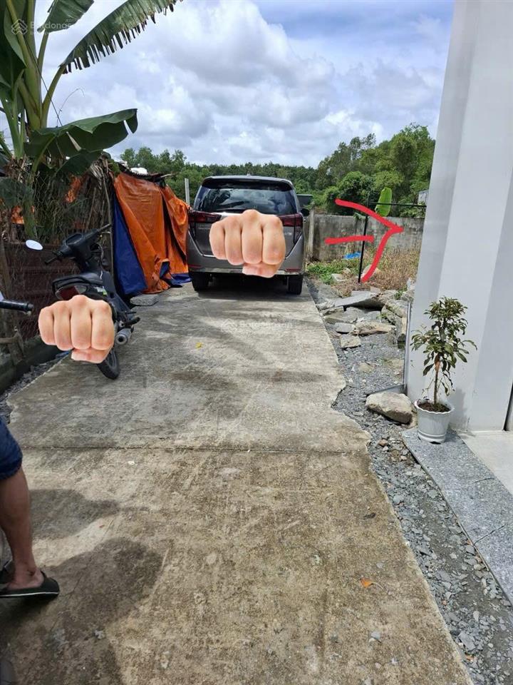 (8724) sát đường trọng ngọc lên, phường định hòa, thủ dầu một, bình dương. ngộp. đầu tư được