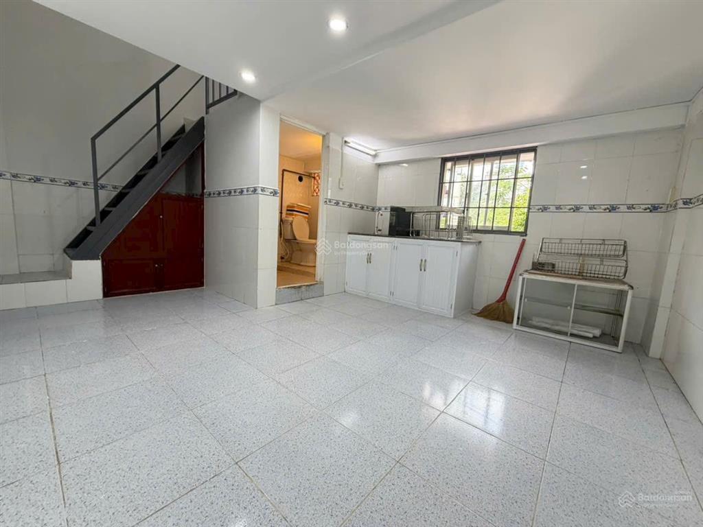 Căn hộ becamex hòa lợi, lầu 1 sổ hồng có hỗ trợ vay bank, giá 485 triệu.