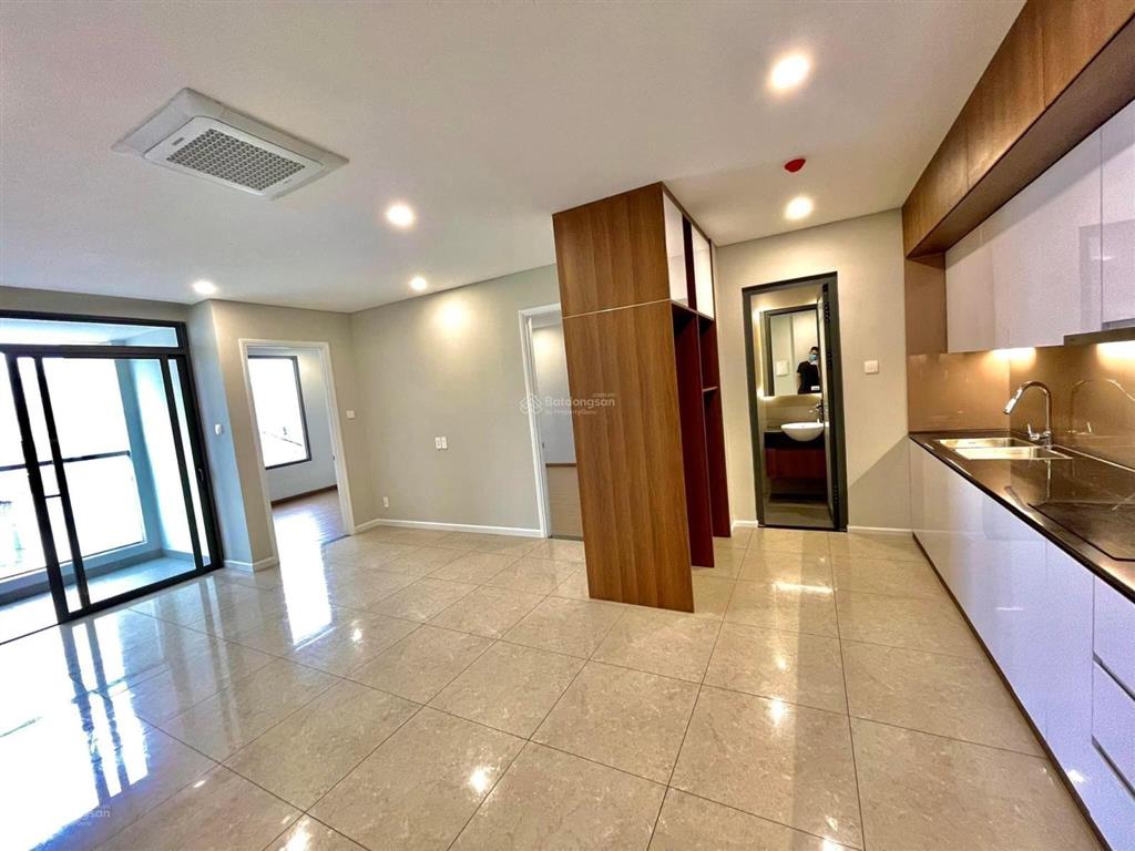 Bán chung cư vĩnh hội q4 ngay chân cầu kênh tẻ 2pn 2wc 70m2 giá 5tỷ5 đang có sẵn hđ thuê 16tr