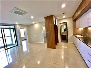 Bán chung cư vĩnh hội q4  ngay chân cầu kênh tẻ  2pn 2wc 70m2 giá 5tỷ5  đang có sẵn hđ thuê 16tr