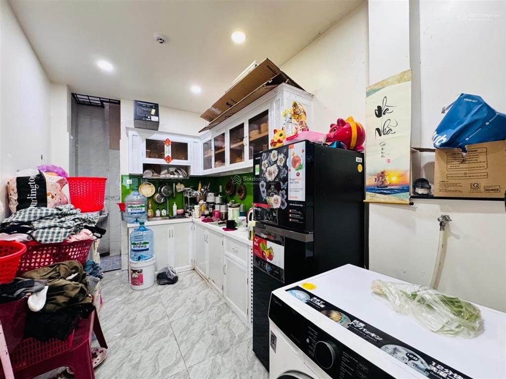 Hiếm! nhà 40m  3 tầng, sân thượng p7 bình thạnh  hẻm 1.4m  3pn  giá 4.5 tỷ (còn tl)