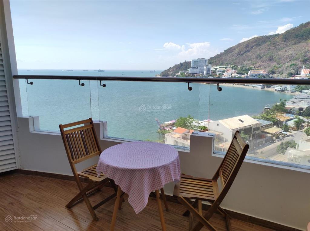 Căn hộ 1 phòng ngủ chung cư thuỷ tiên. view trực diện biển, lưng tựa núi