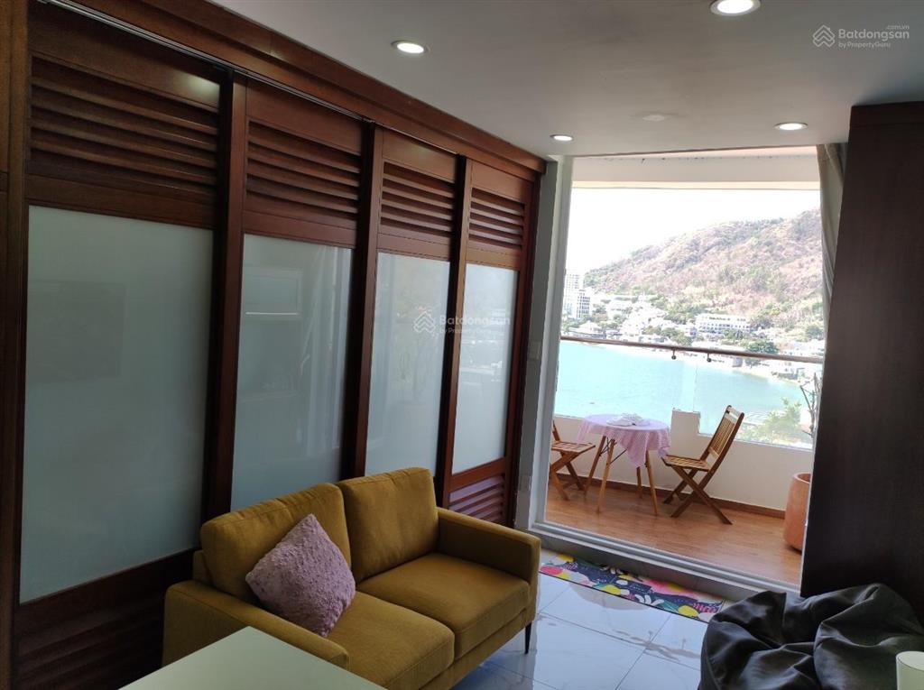 Căn hộ 1 phòng ngủ chung cư thuỷ tiên. view trực diện biển, lưng tựa núi