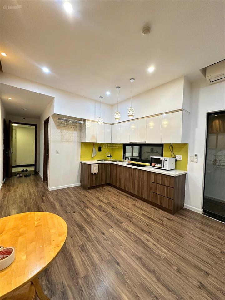 Chính chủ bán căn hộ sân vườn siêu rộng hai phòng ngủ