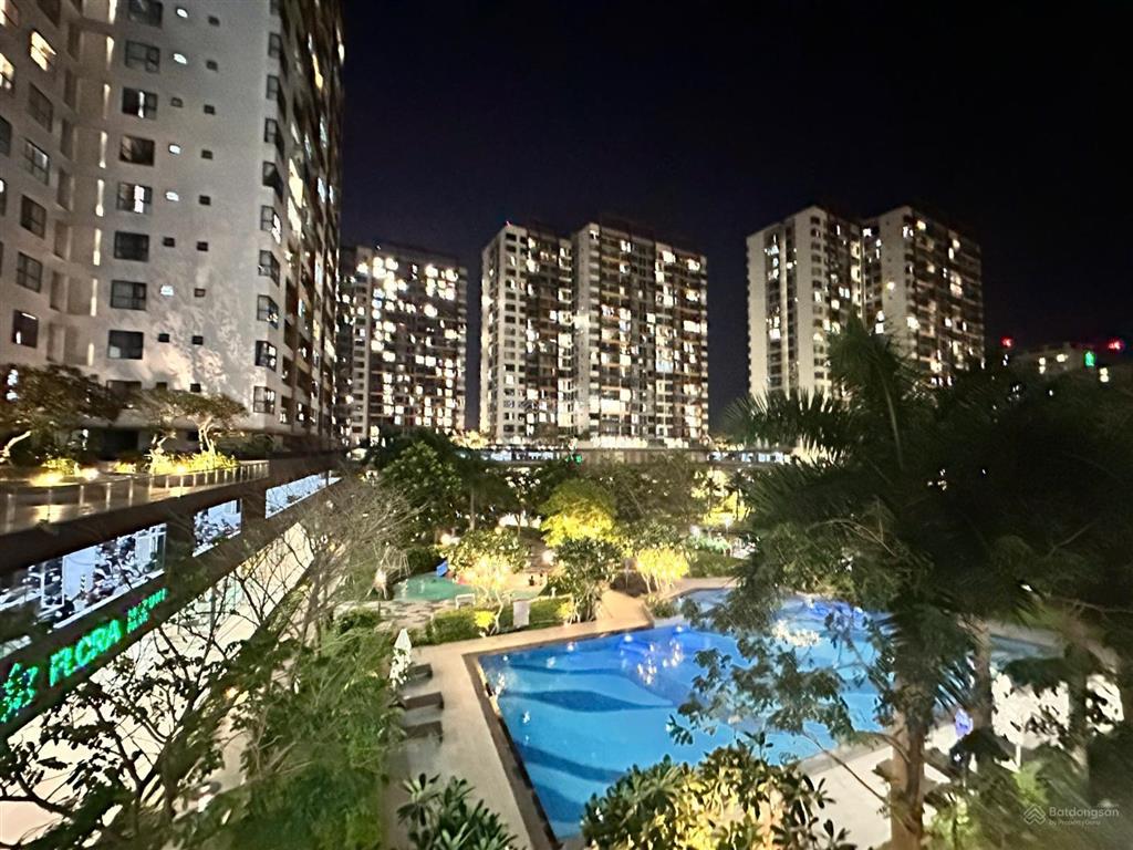 Chính chủ bán căn hộ sân vườn siêu rộng hai phòng ngủ