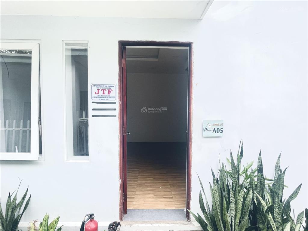 Cho thuê phòng trống làm văn phòng ngay ga và ngã tư thủ đức
