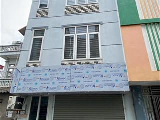 Nhà 4 tầng cho thuê 25tr/th ngay võng la, đông anh cũ, dt 78m2 (tổng dtsd 225m2)