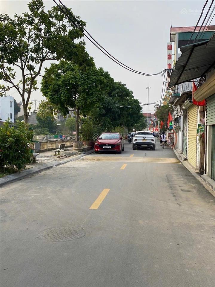 Nhà 4 tầng cho thuê 25tr/th ngay võng la, đông anh cũ, dt 78m2 (tổng dtsd 225m2)