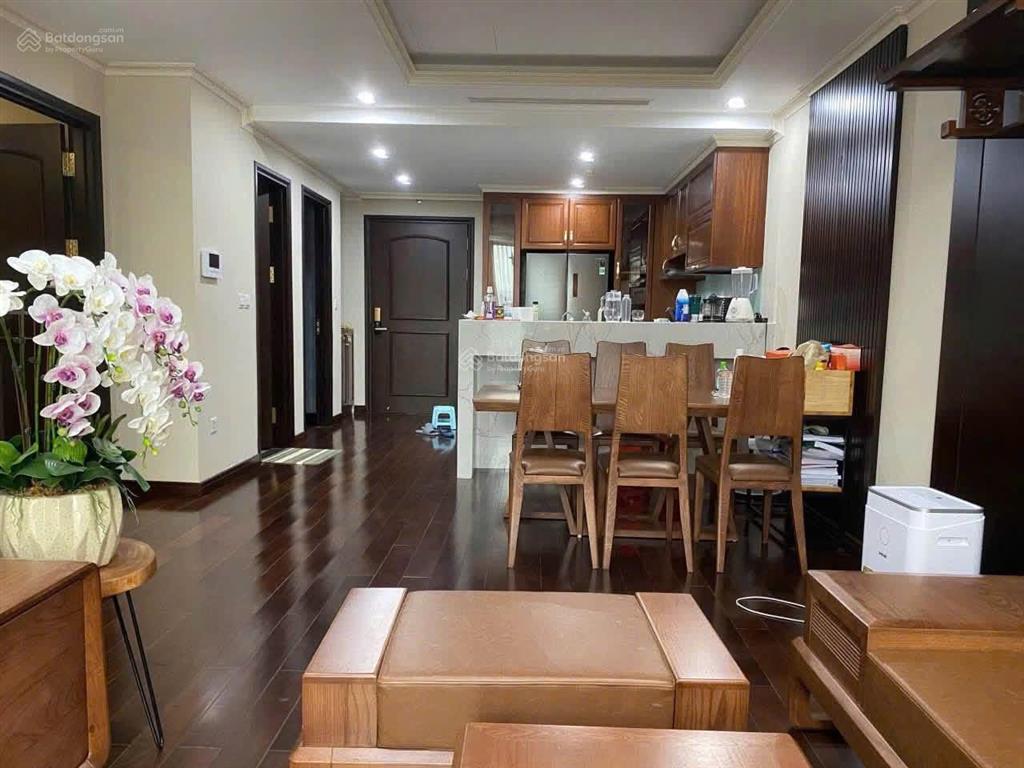 Căn hộ 3 phòng ngủ cho thuê tại hc golden hồng tiến, dt 120m2 siêu rộng thoáng