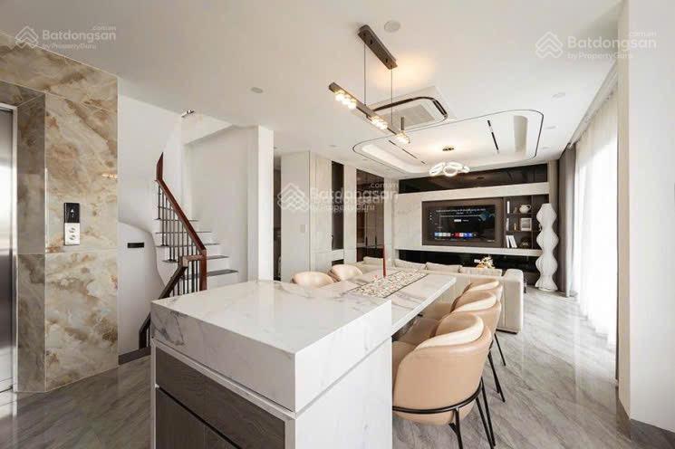 Nhà cho thuê tại phố ngọc thuỵ, dt 120m2, nội thất đầy đủ chỉ 145tr/th