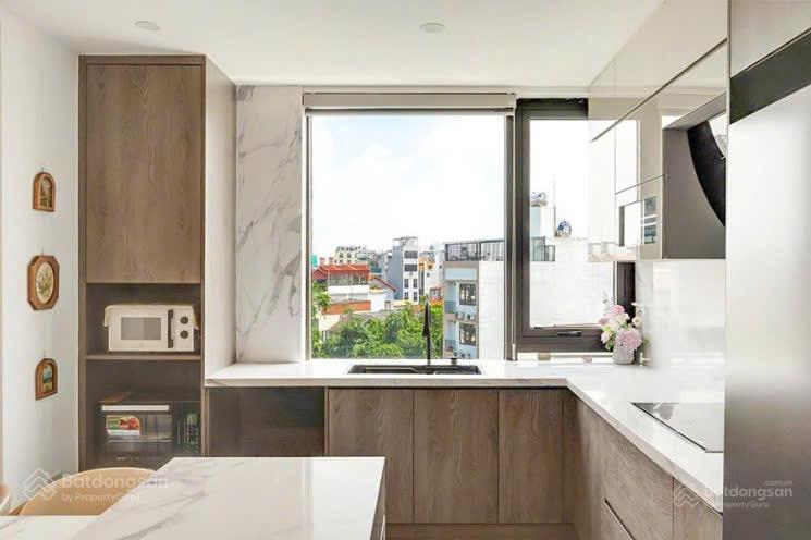 Nhà cho thuê tại phố ngọc thuỵ, dt 120m2, nội thất đầy đủ chỉ 145tr/th