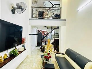 Nhà mặt tiền nội bộ 6m cách mạng tháng tám . nhà 3 tầng chỉ 8.2tỷ